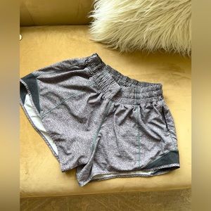 Lululemon Hotty Hot short, size 2, 4” inseam